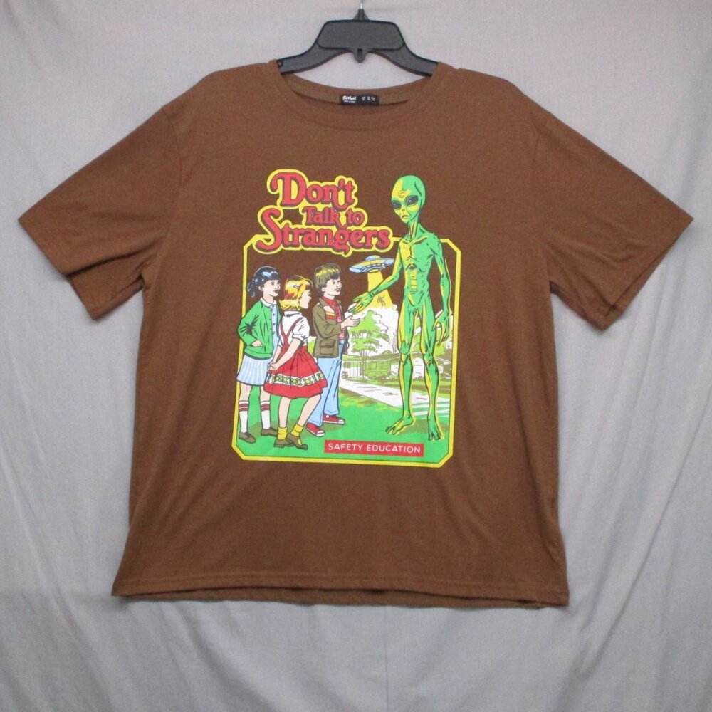 Romwe Don't Be A‎ Stranger Graphic Print T-Shirt Brown Men Size \ M